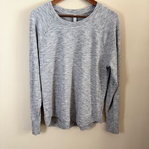 Athleta Women’s Large Heather Gray Long Sleeve Crewneck Athletic Top